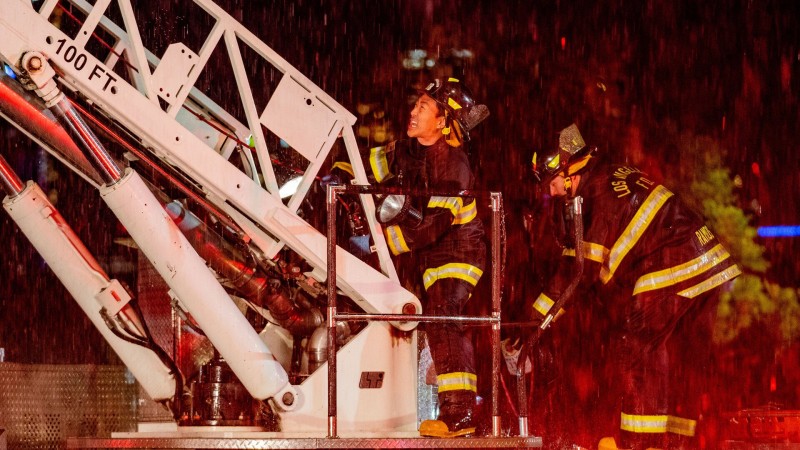 911 служба спасения 6 сезон 10 серия 911 служба спасения 6 сезон 10 серия