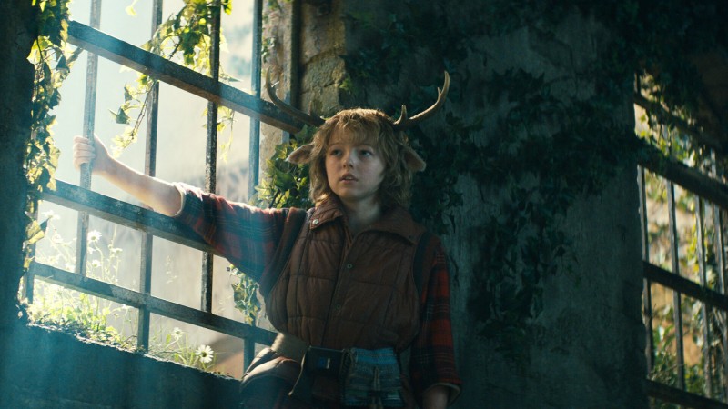 Sweet Tooth: Мальчик с оленьими рогами 2 сезон 1 серия Sweet Tooth: Мальчик с оленьими рогами 2 сезон 1 серия